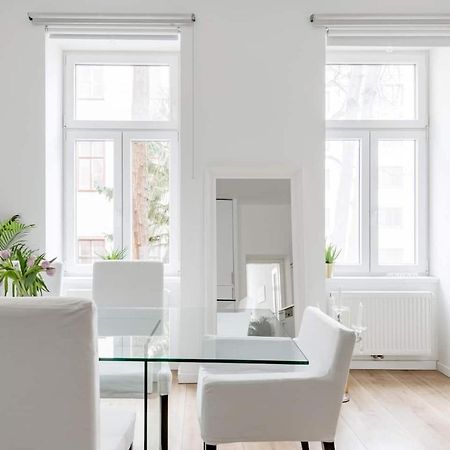 ⍟Luxurious And Bright⍟ 5 Min Walk To City Center Appartement Wenen Buitenkant foto