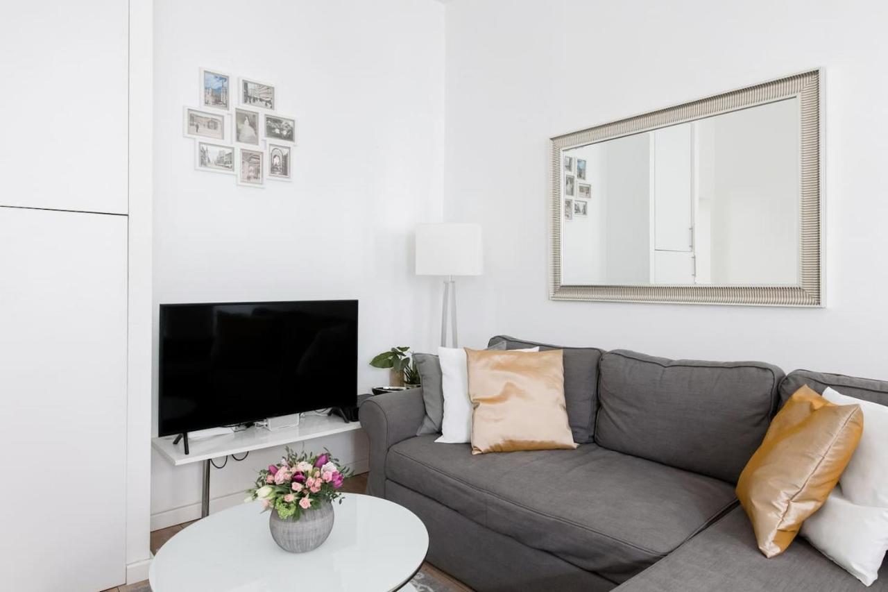 ⍟Luxurious And Bright⍟ 5 Min Walk To City Center Appartement Wenen Buitenkant foto