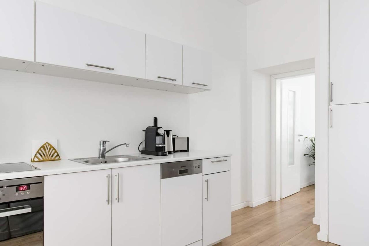 ⍟Luxurious And Bright⍟ 5 Min Walk To City Center Appartement Wenen Buitenkant foto