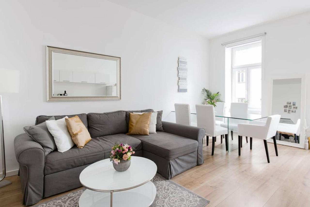 ⍟Luxurious And Bright⍟ 5 Min Walk To City Center Appartement Wenen Buitenkant foto