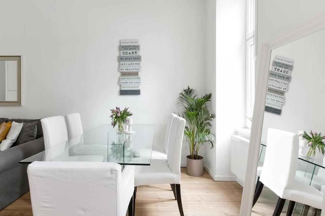 ⍟Luxurious And Bright⍟ 5 Min Walk To City Center Appartement Wenen Buitenkant foto